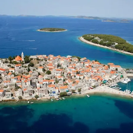 Neva With Private Pool And Game Tatil Evi *