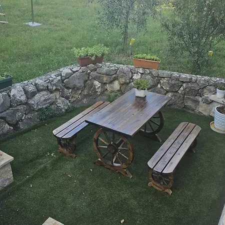 Neva With Private Pool And Game