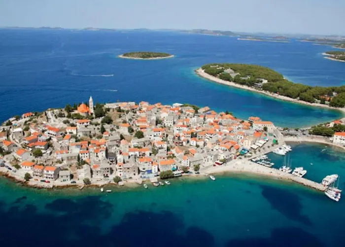 Neva With Private Pool And Game Vakantiehuis *