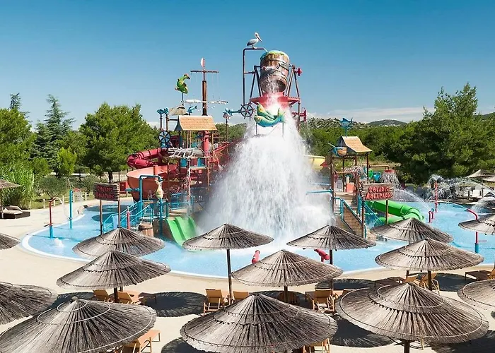 Vakantiehuis Neva With Private Pool And Game Donje Vinovo