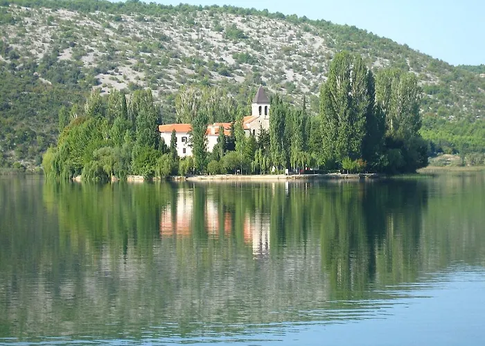 펜션 Neva With Private Pool And Game *