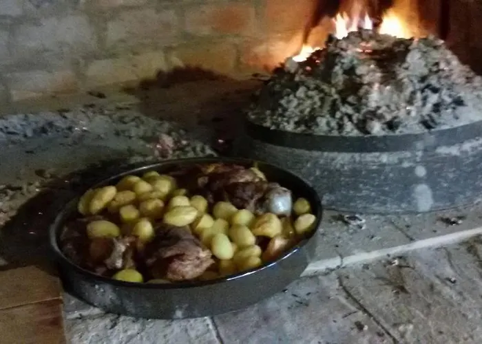 Neva With Private Pool And Game *