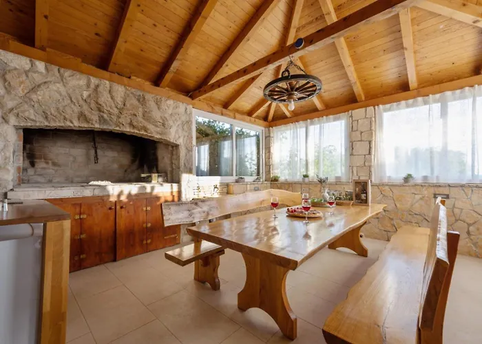 Vakantiehuis Neva With Private Pool And Game